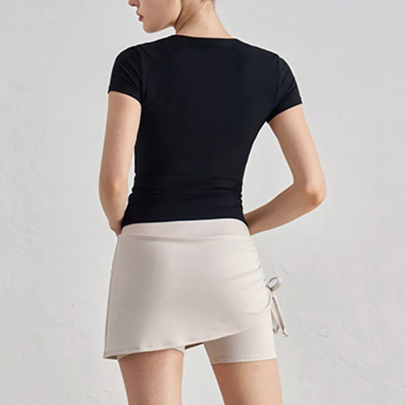 Fitted Zip Short-Sleeve Yoga Top