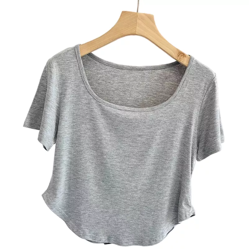 Camiseta feminina oversized com gola redonda e manga curta