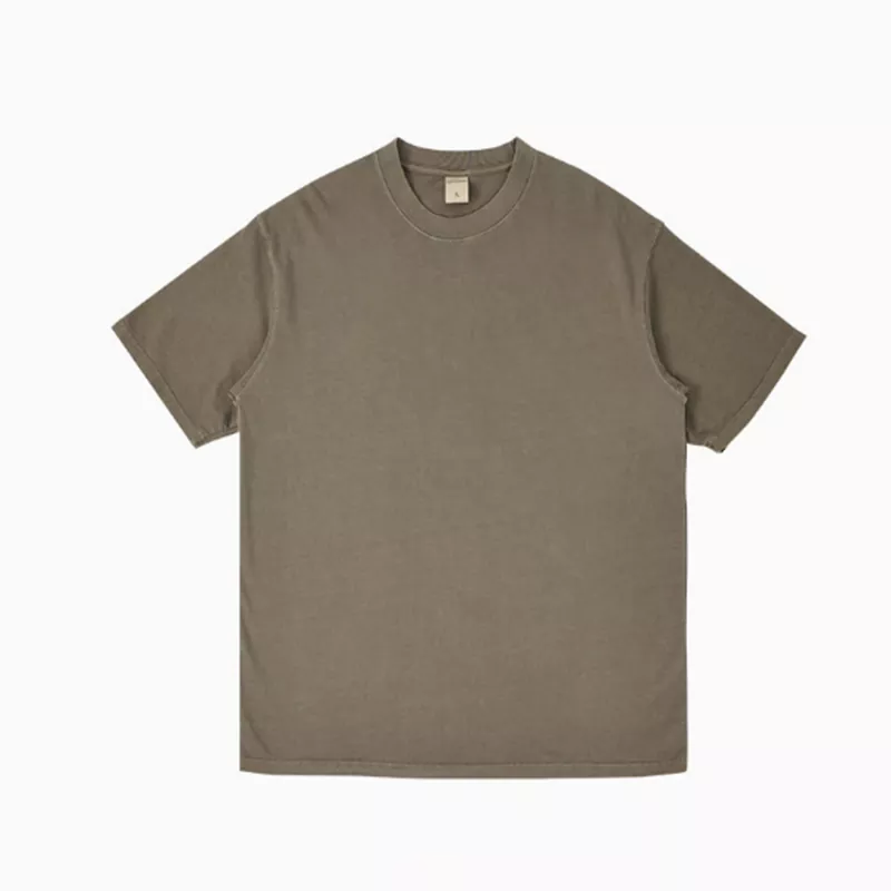 Camiseta masculina de manga curta de algodão puro lavado e desgastado